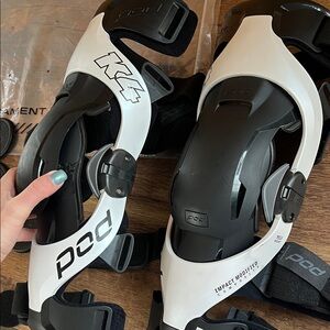 POD KX 2.0 Knee Braces